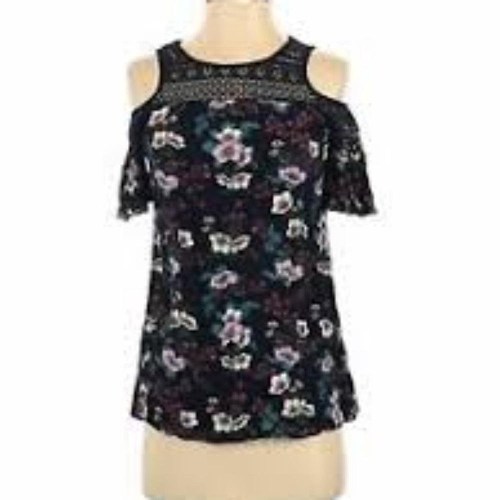 Zoe & Rose band of gypsies Women Black Sleeveless Blouse S